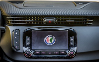 ΠΛΑΙΣΙΟ ΠΡΟΣΘΗΚΗ ΠΡΟΣΟΨΗ ice 1 & 2 DIN για οθόνη ή R/CD Alfa Romeo Giulietta 2DIN ’10 Μαύρη 53.248/BL